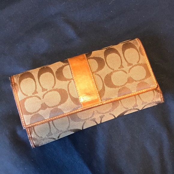 Coach Handbags - Coach wallet